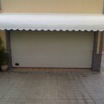 Capota fija instalada en garaje