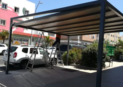 Instalación de toldo fijo