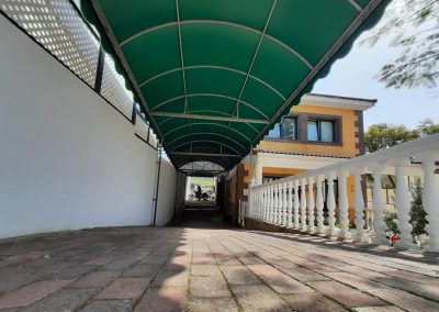 Instalación de toldo fijo