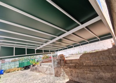 Instalación de toldo fijo