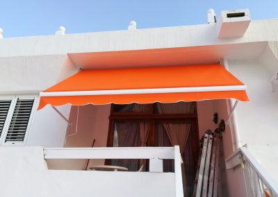 Instalación del Toldo Punto Recto