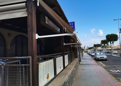 Instalación del Toldo Punto Recto