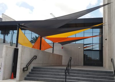 Toldo Tensionado Arriostrado