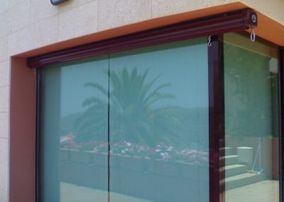 Instalación toldo vertical - cofre
